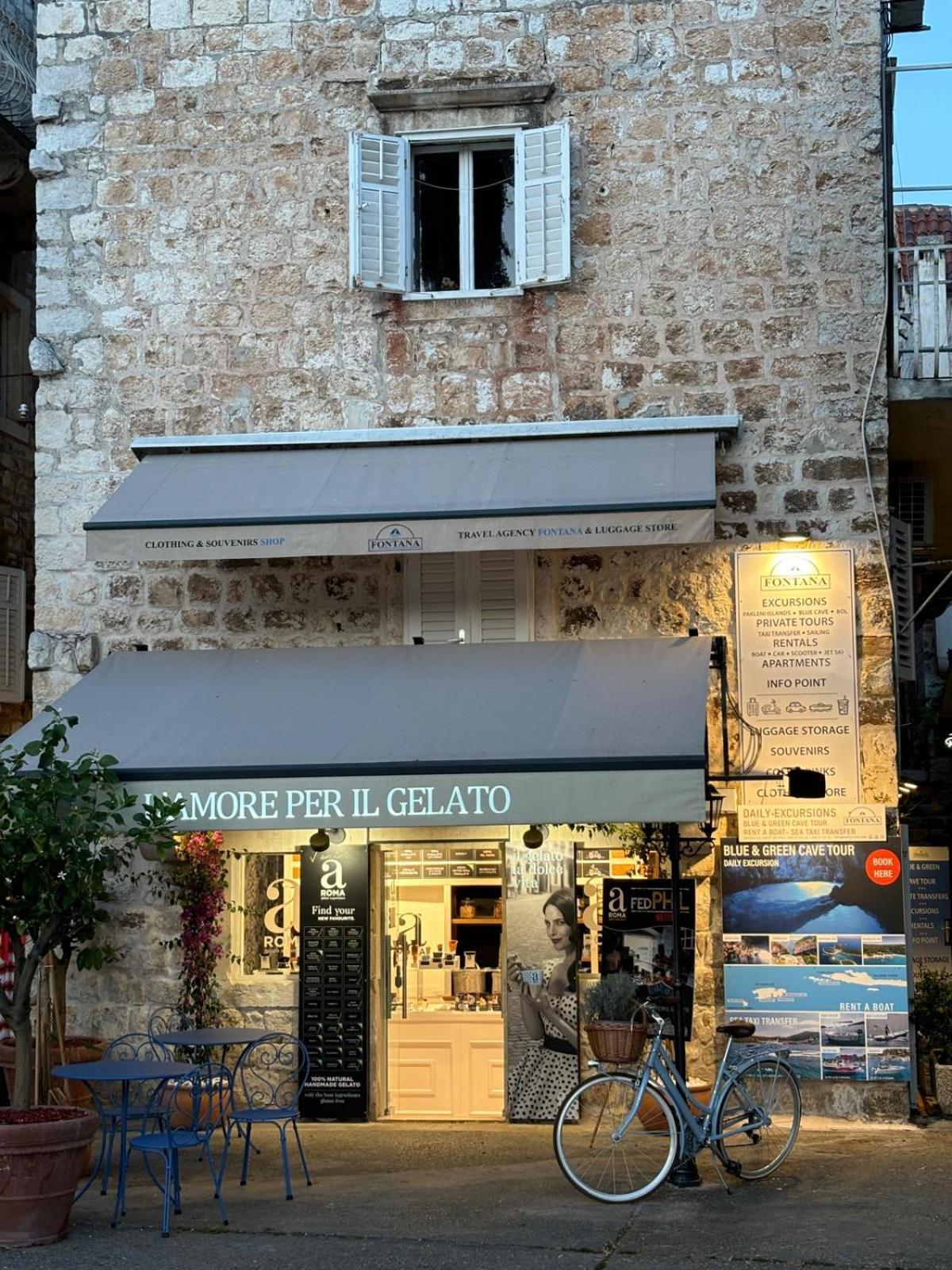 Riva Yacht Hvar Town Apartment Esterno foto